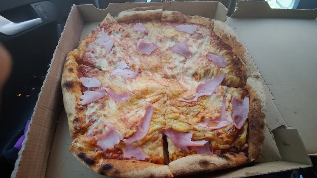 Christian Krog_Chez Pierrot Family Park Calvisson Vergèze_Calvisson_review