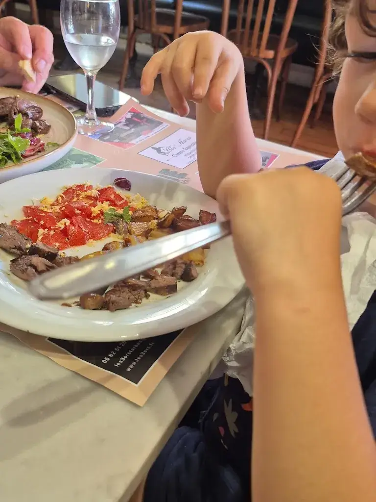 Nad Vit_LA BASTIDE_Tournay_recensione