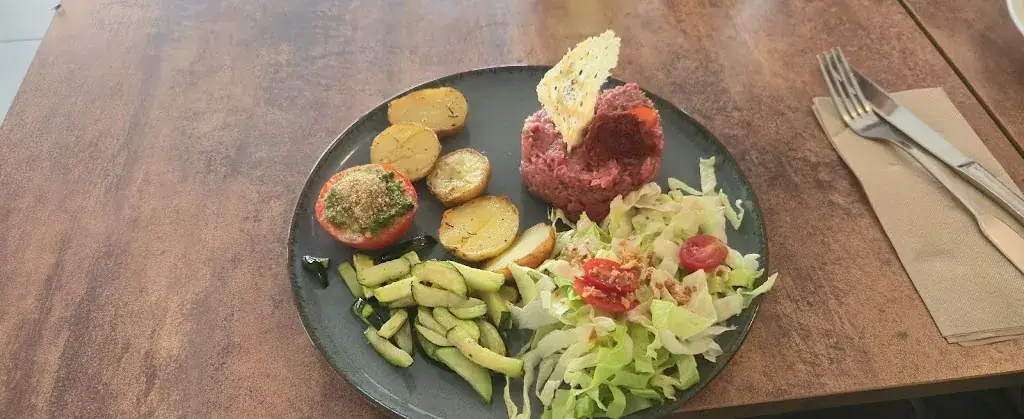 Bistro Mirabel_Mirabel-aux-Baronnies_slider_image_3