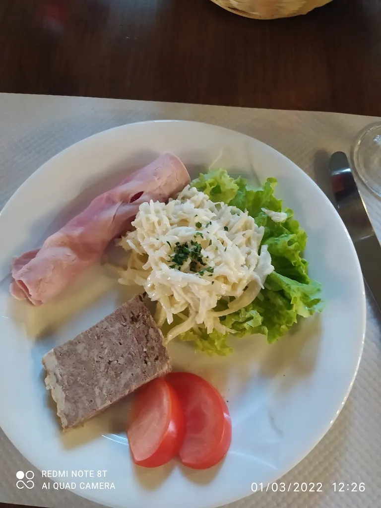 Serge Bousquet_Le Bon Temps_Valence-d'Albigeois_review