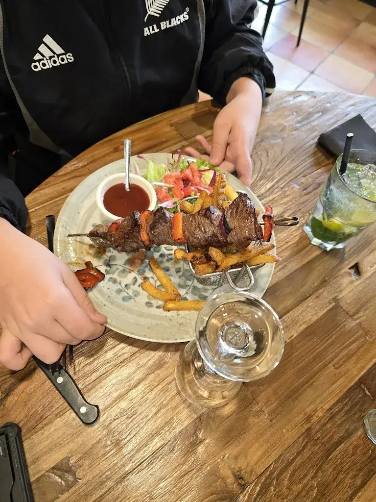 Virginie Vittet_La Rôtisserie_Valergues_review