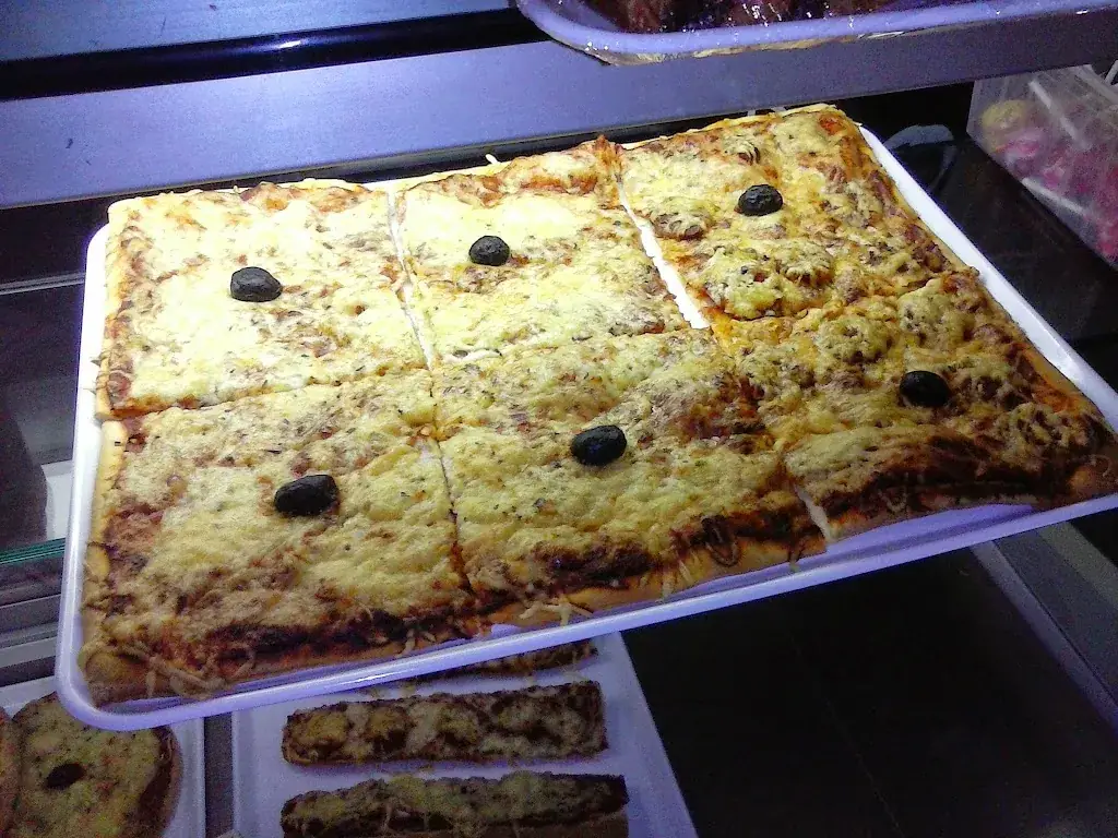 Menu_Pizzéria le Camalou_Vallabrègues_image_8