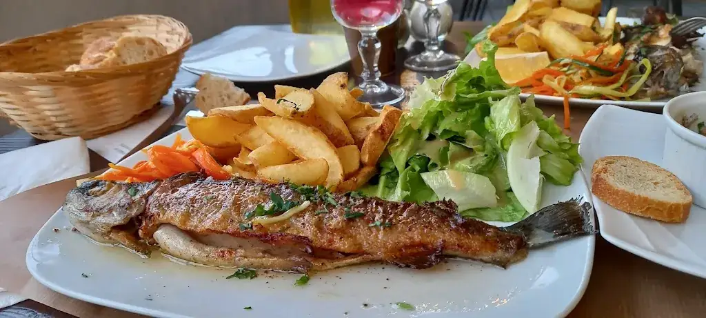 Kate Gano_Cafe Du Jardin_Val-d'Aigoual_review