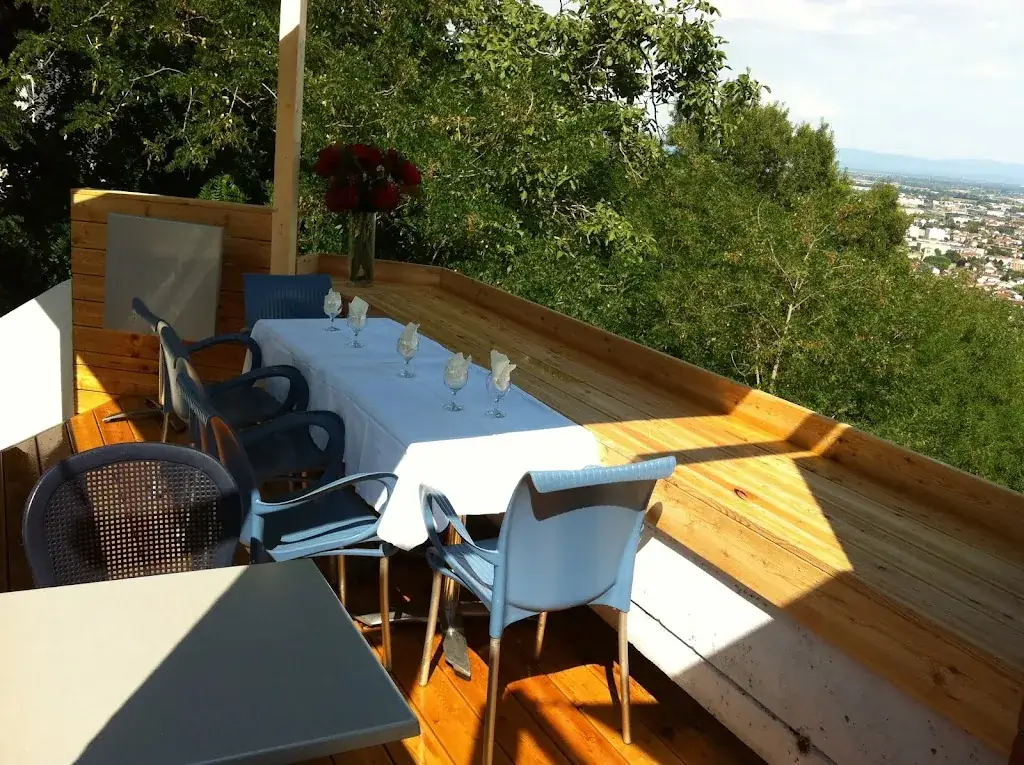 Restaurant La Madone_Miribel_slider_image_1