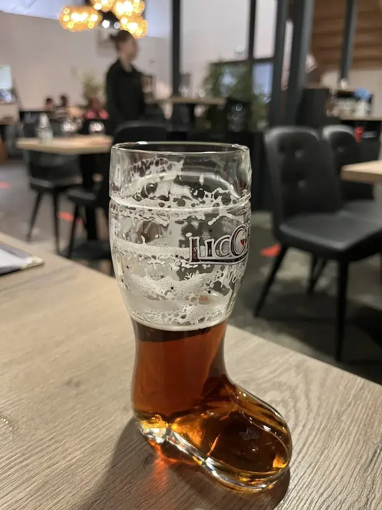 Chris Nobbs_L'art terre_Valence_review