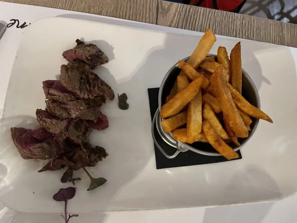 La Cuisine_Valence_slider_image_3