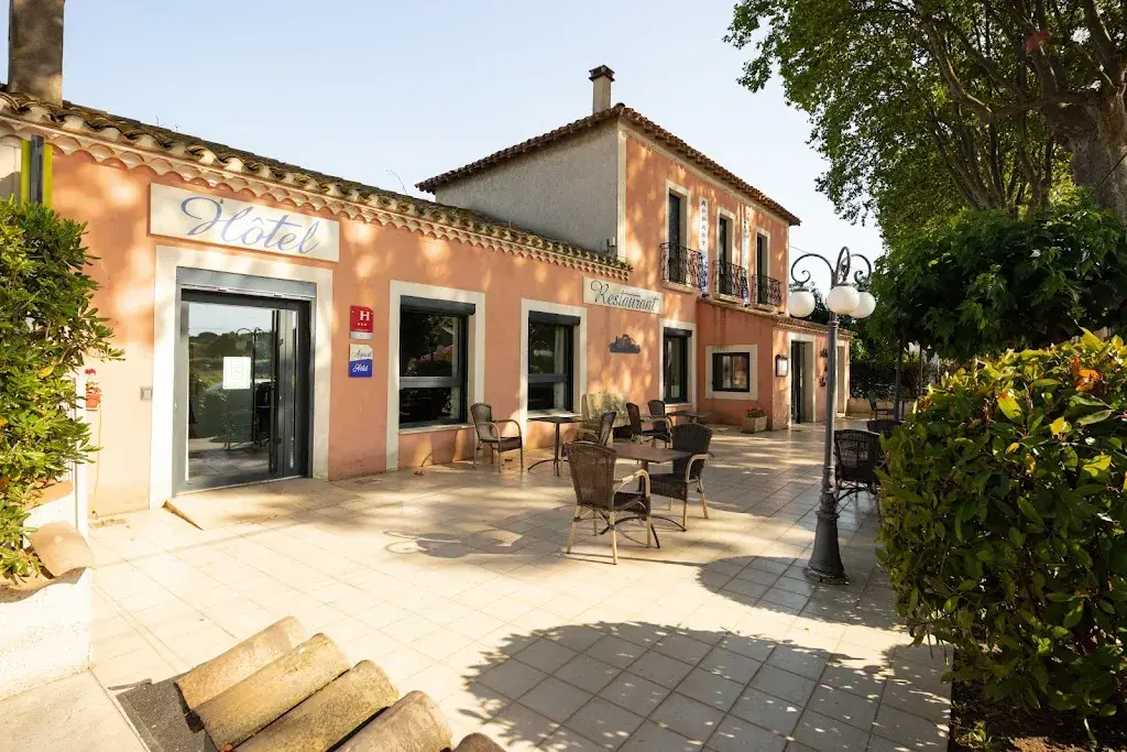 Auberge de la Tour_Valros_slider_image_2