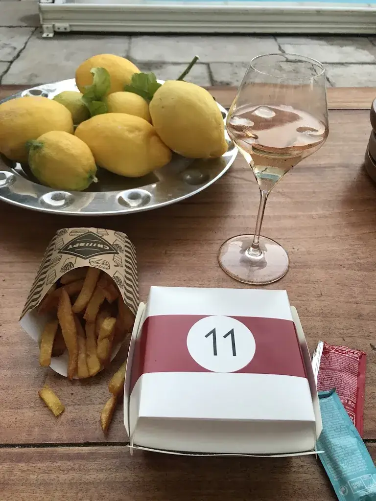 Virginie Boucher_La Tour a Pizza 34_Valros_review