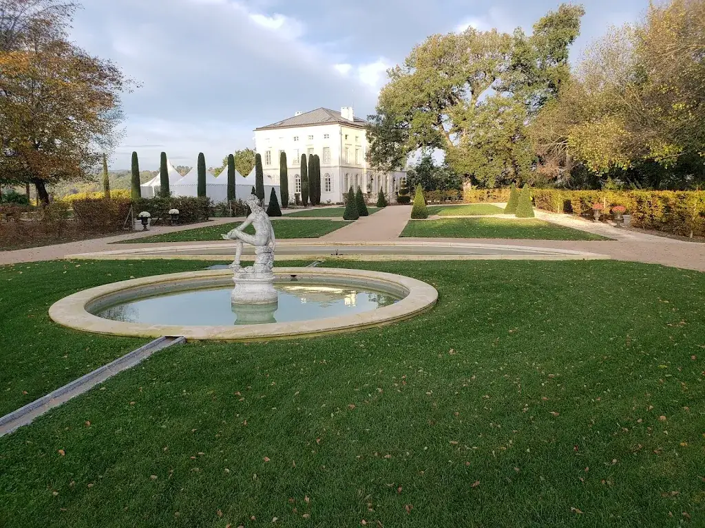 J Cast_Chateau De_Varilhes_review