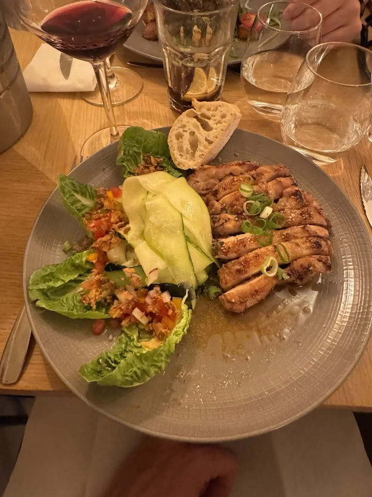 Cody Adair_L'Uzège Restaurant_Uzès_review