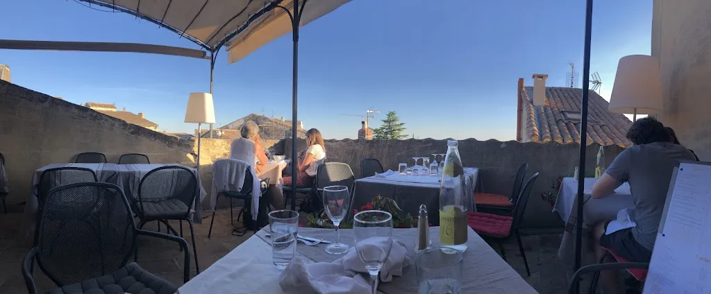 John Nanninga_La Parenthèse_Uzès_review