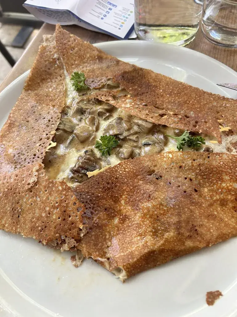 Ilona_Crêperie La bolée_Uzès_review