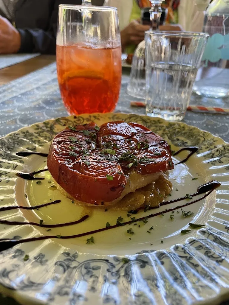 Kelly Olson_Villa Curti_Uzès_review