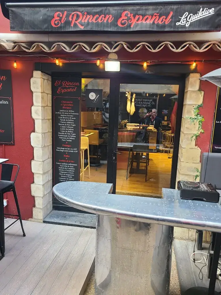 El Rincon Espanol Uzès Restaurant in Uzès