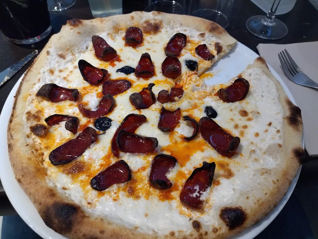 Lo Dcx_La familia_Uzès_recensione