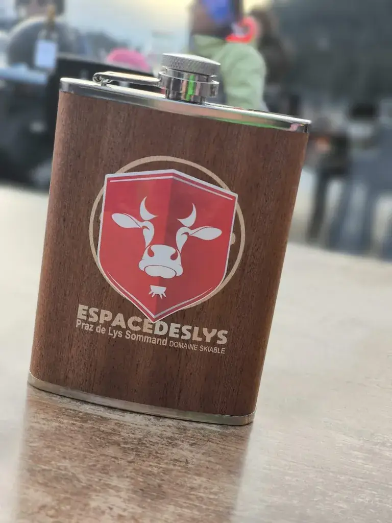 Lionel K_Le Refuge- Jacquard Angélique_Mieussy_review