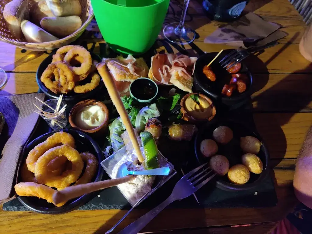 Menu_Les Canisses_Vendres_immagine_9