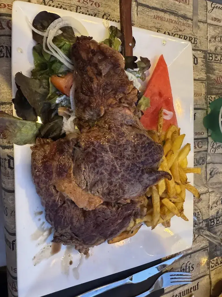 Noah Vltz_Chez Francky_Valras-Plage_review