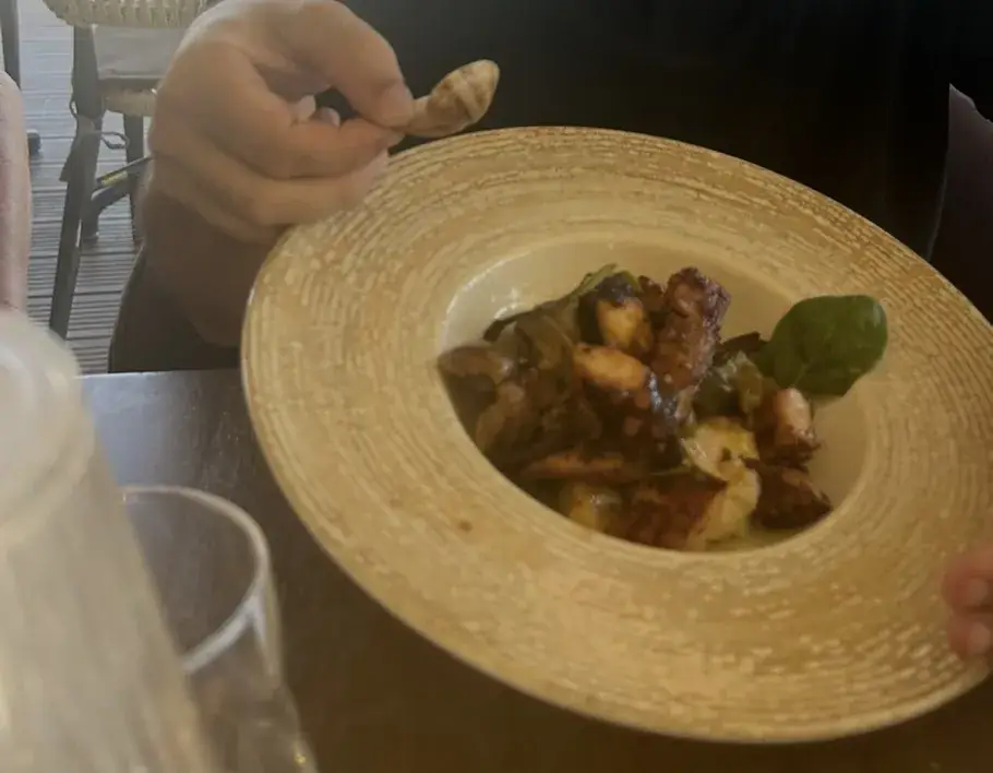 s Lho_Le Delphinium_Valras-Plage_review