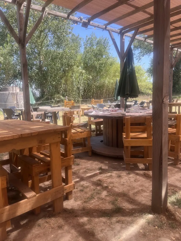 Sarah Talbot_La P'tite Guinguette_Saint-Étienne-des-Sorts_avis