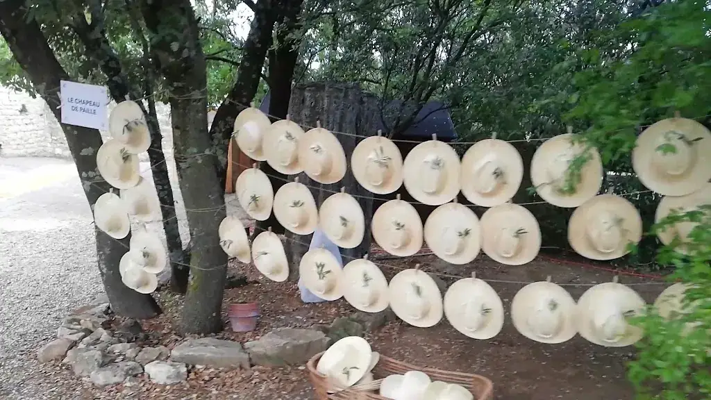 Chateau de Vénéjan_Vénéjan_slider_image_2