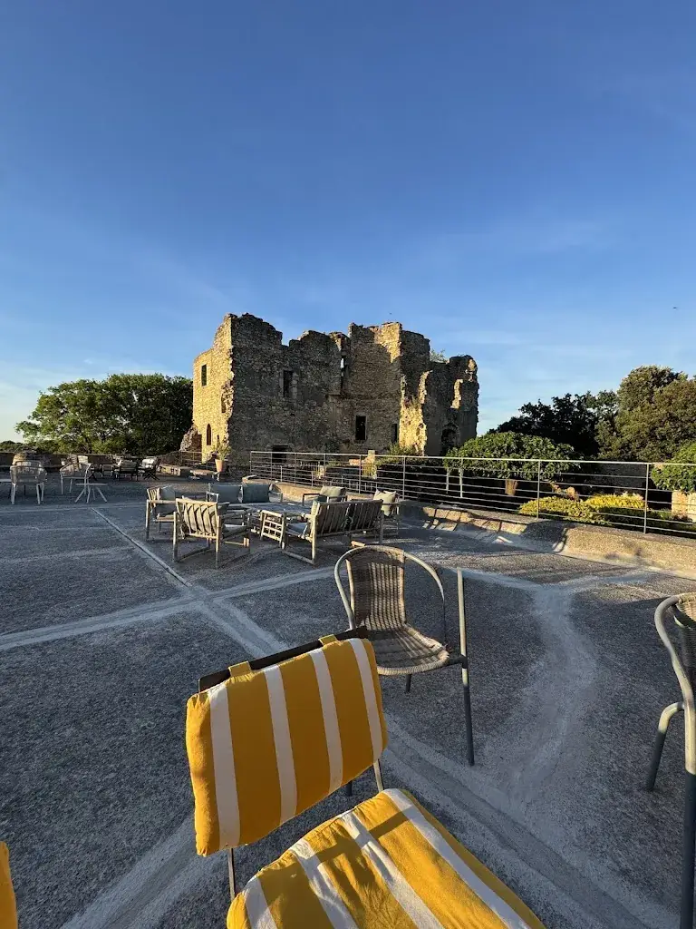 Chateau de Vénéjan_Vénéjan_slider_image_3