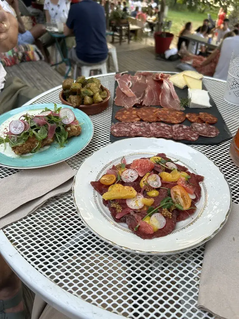 La Guinguette Chez Jojo et Paulette_Verfeil_slider_image_3