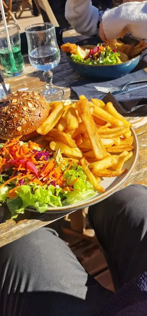 Chloé Momboeuf_Restaurant - La Table des Roches 1500_Mieussy_review