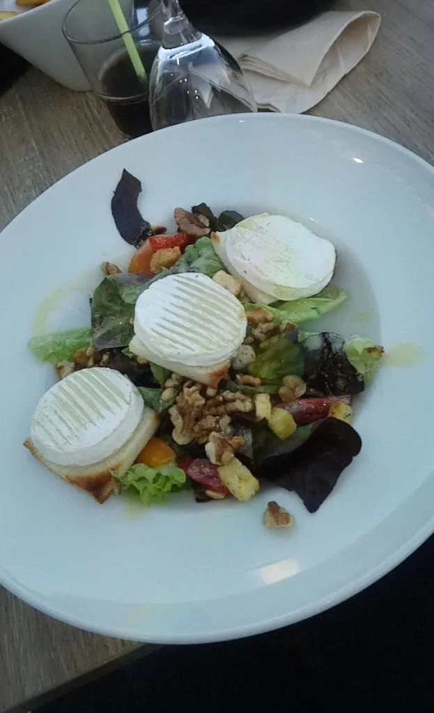 La Marmite Du Pecheur_Valras-Plage_slider_image_2