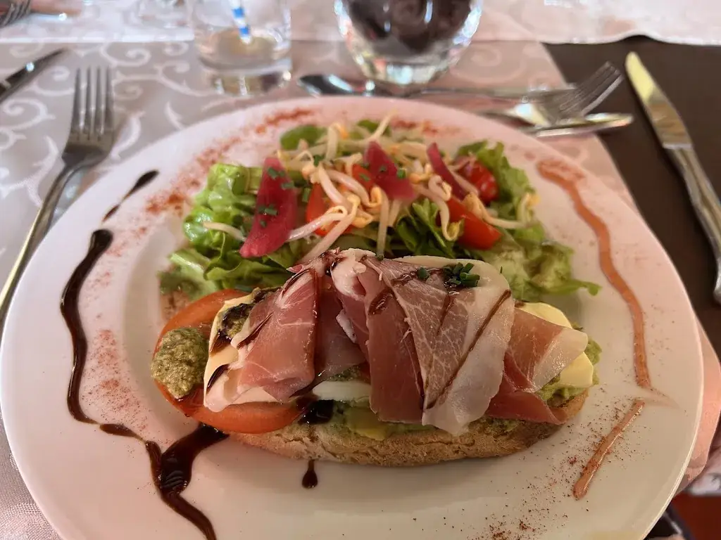 corinne pietersoone_Auberge La Chaumière à Blomard _Blomard_review