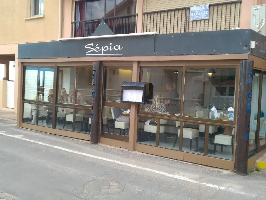 Le Sépia_Valras-Plage_slider_image_1