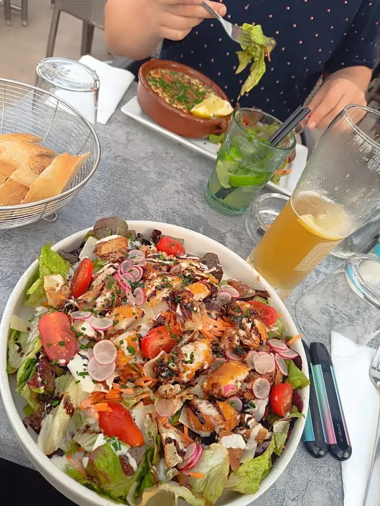 VIRGINIE L_Restaurant Le Local_Valras-Plage_review