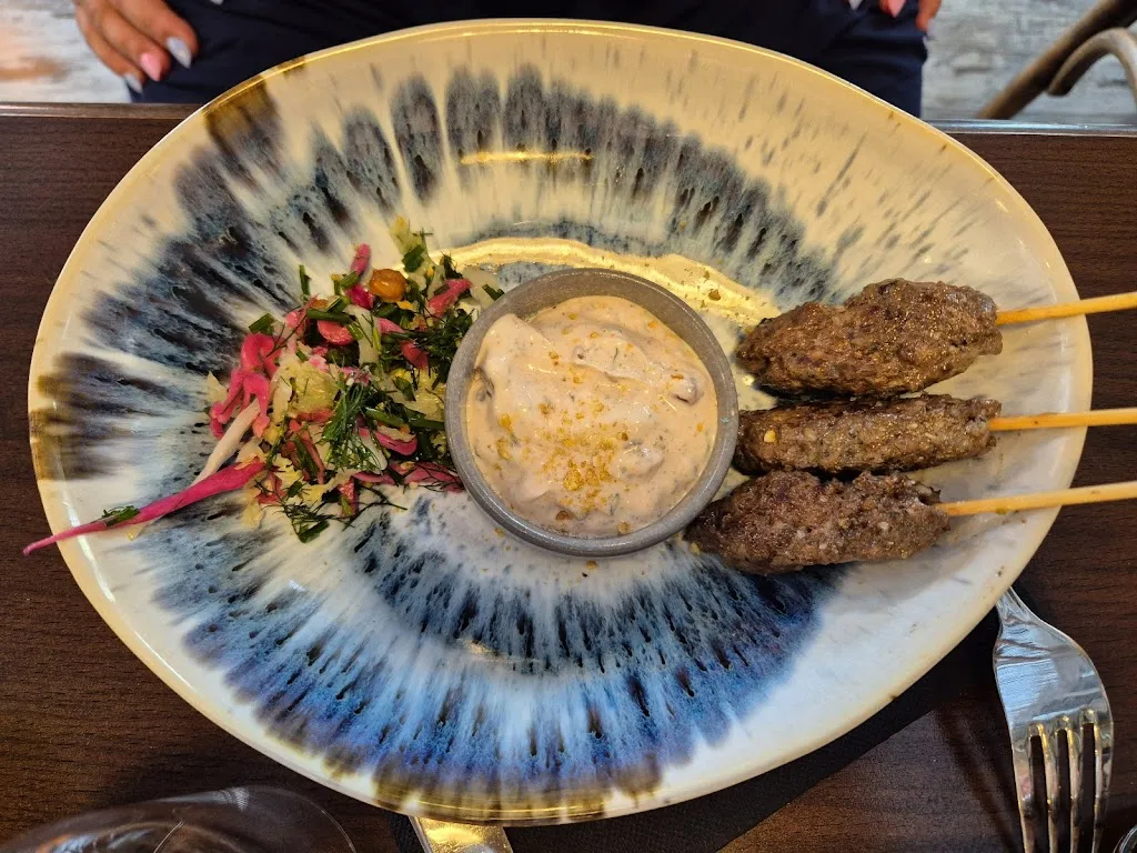 Le Vin 10 Vin_Valras-Plage_slider_image_3