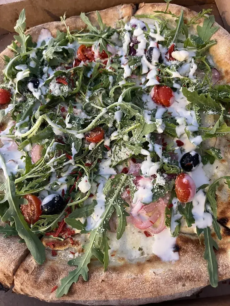 Alina Masliuk_Le LucaToni_Valras-Plage_review