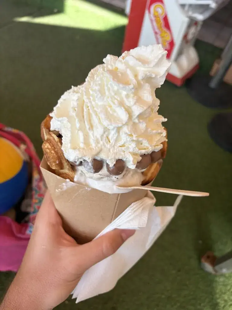 Al Traiv_YAYOURT&CO_Valras-Plage_review