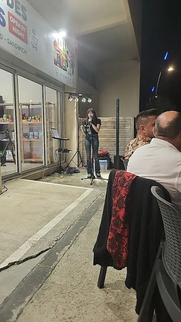 Kathryn Cullum_Au P'tit Gaulois_Valras-Plage_recensione