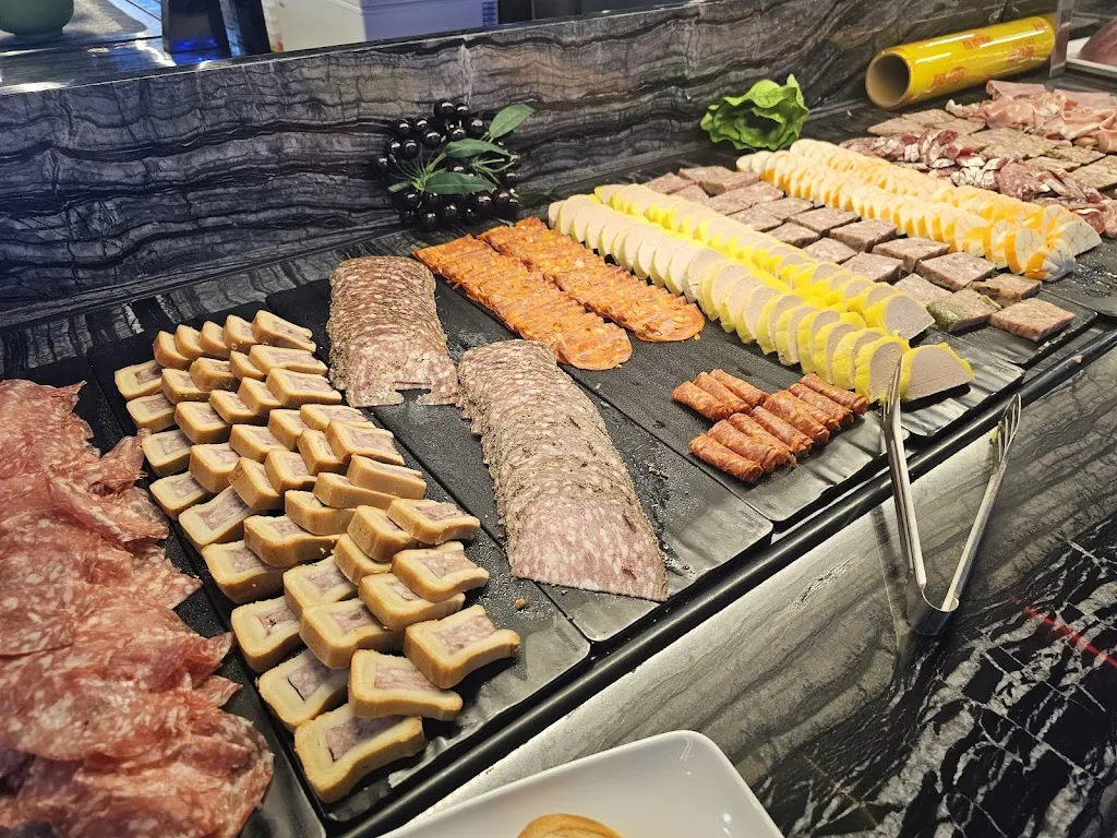 WOK land_Verniolle_slider_image_3