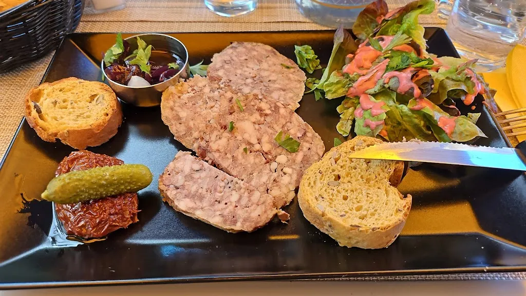 LA TABLE DES AMIS_Vernet-les-Bains_slider_image_2