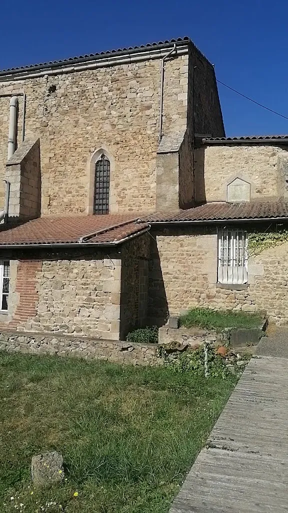 Le Pin Solitaire - Auberge du Vernet LOGIS_Vernet-Chaméane_slider_image_2