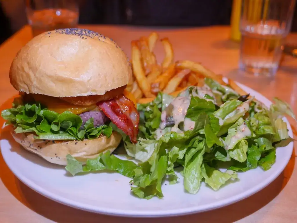 Eric D_Inglewood Plainpalais_Genève_review