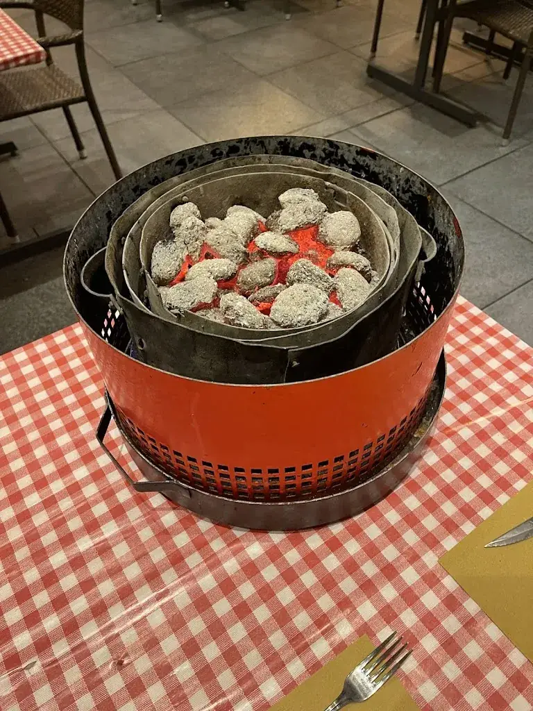 Kayman_Valais-style Tavern_le-Lignon_review