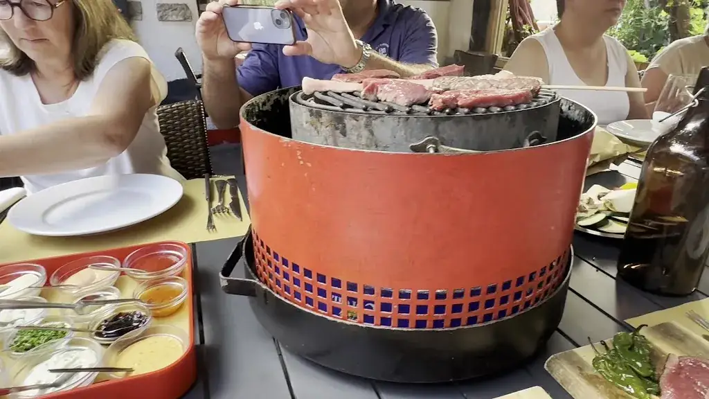 Valais-style Tavern_le-Lignon_slider_image_2