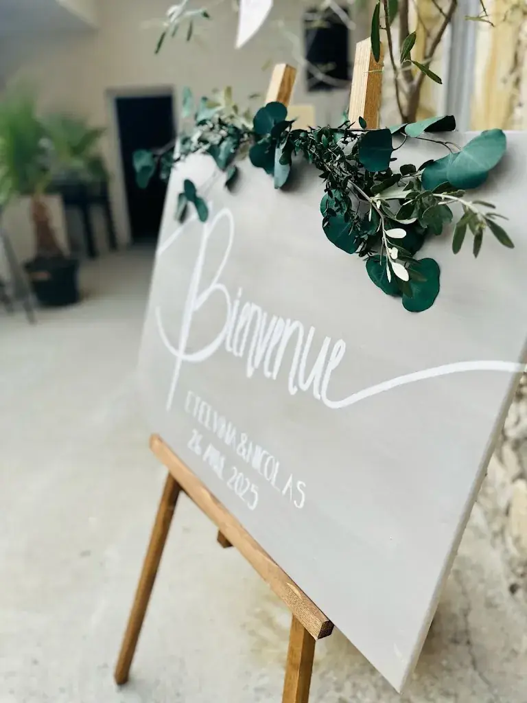 Etel Ms_Le Bon Accueil - By Remy_Vézénobres_review