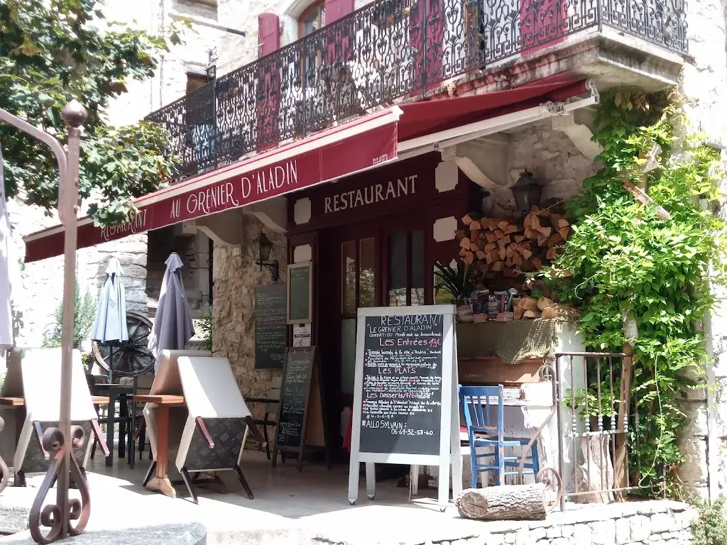 Le Grenier d'Aladin restaurant in Vézénobres