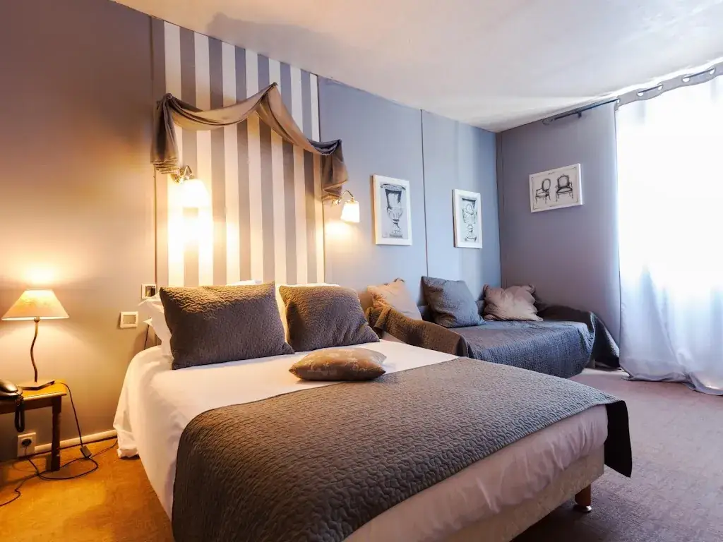 Logis Hôtel le Relais Sarrasin Rest. à la Table d'Alexandre_Vézénobres_slider_image_2