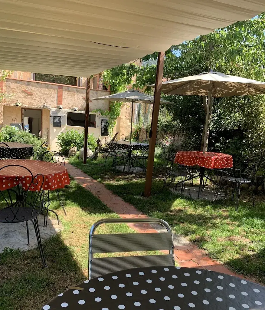 Les Saveurs du Cady_Casteil_slider_image_1