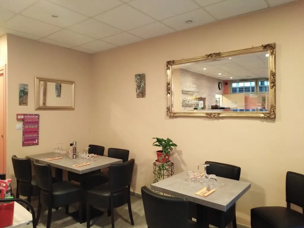 Restaurant Chez Caro_Meyzieu_slider_image_3