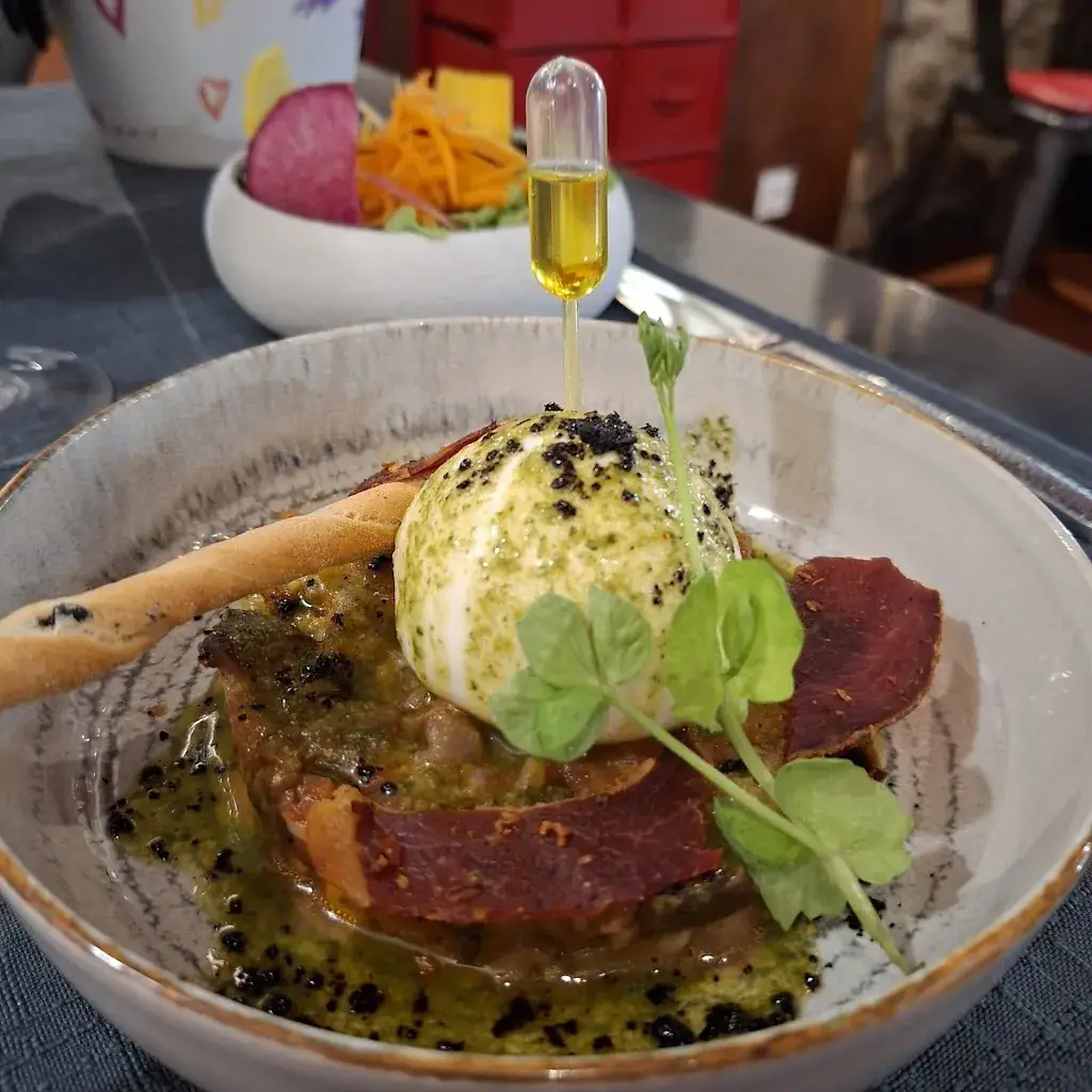 LA SENYERA_Villefranche-de-Conflent_slider_image_3