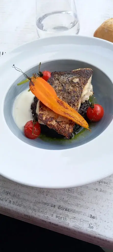 san tree_La table de serdinya_Serdinya_avis