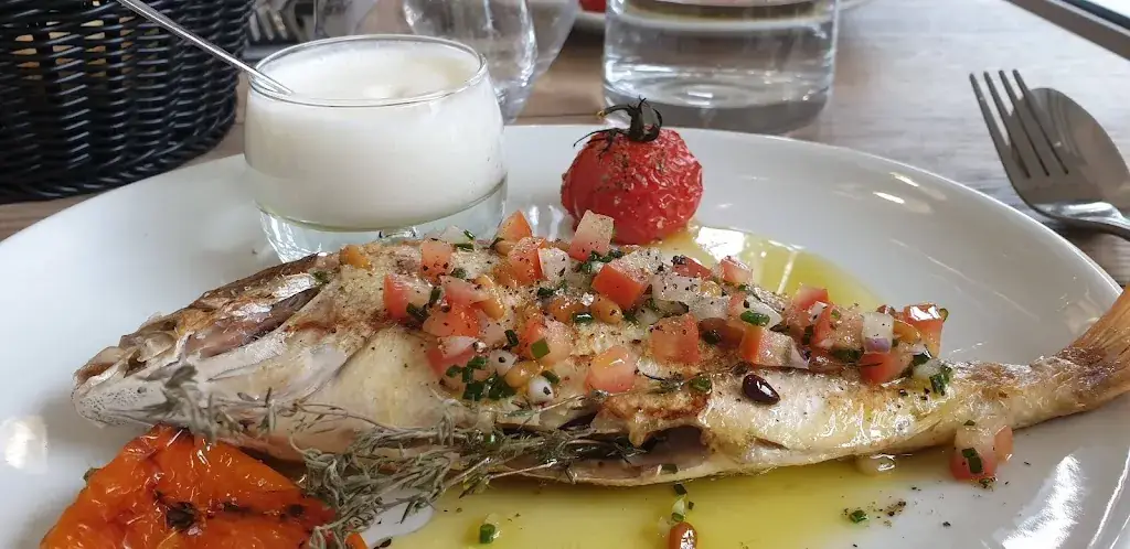 La table de serdinya_Serdinya_slider_image_3